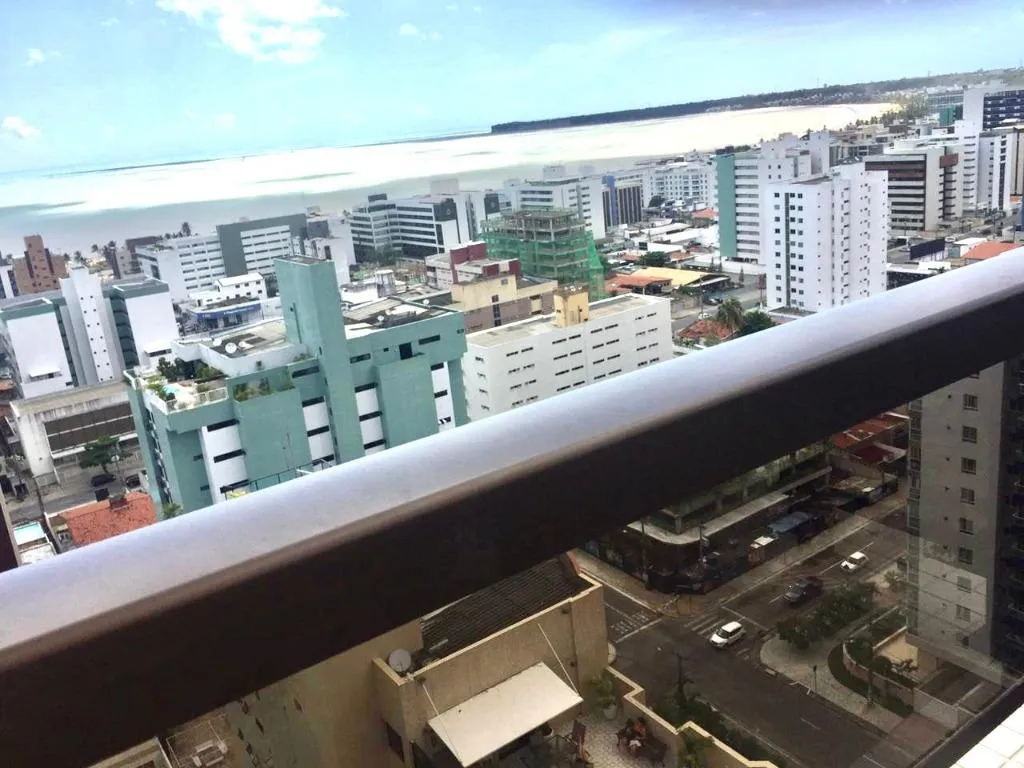Furnished 65 m² apartment with 2 bedrooms and suite — photo 11