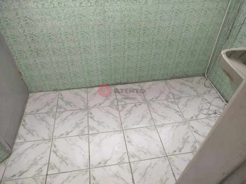 Apartamento com piso de madeira ou laminado, Vila da Penha — photo 23