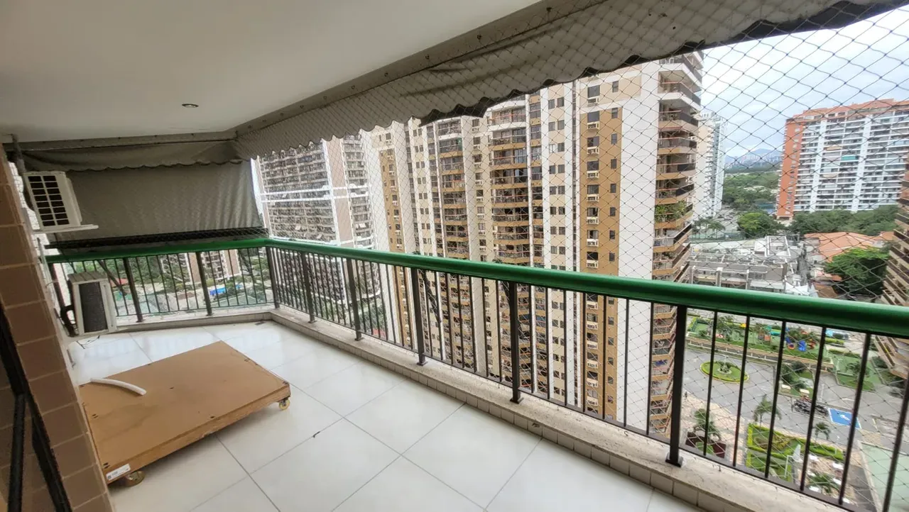 Park view in a 2-bedroom apartment, 105 m² — photo 4