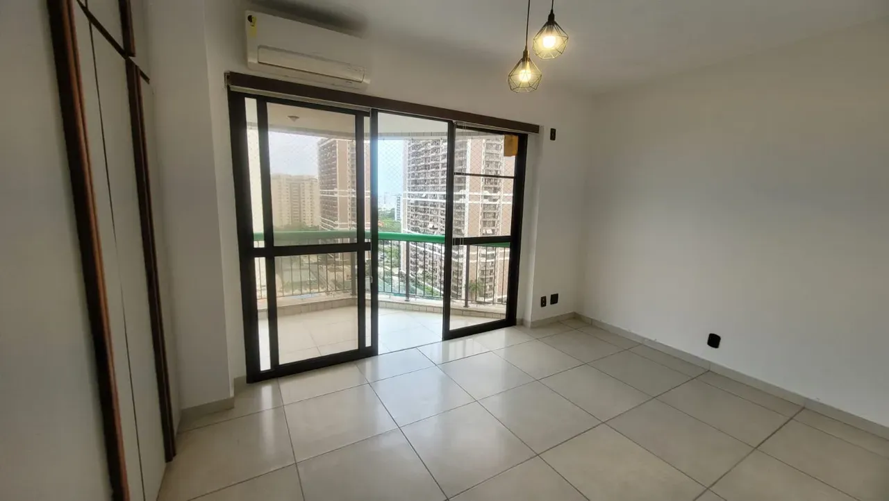 Park view in a 2-bedroom apartment, 105 m² — photo 18