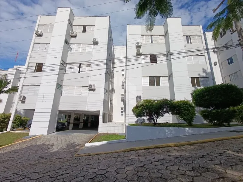 3-bedroom apartment with 2 bathrooms and 1 parking spot
