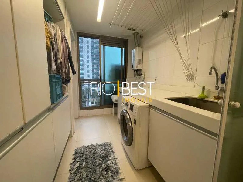 Apartamento de 4 quartos com cozinha integrada ao living — photo 8