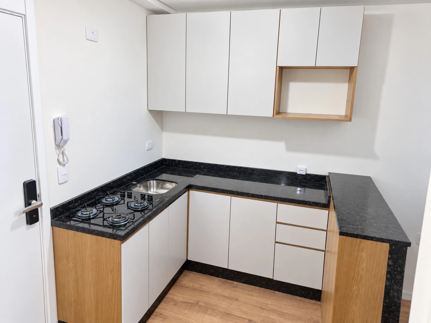 Apartamento, 38 m², com piso de madeira ou laminado — photo 5