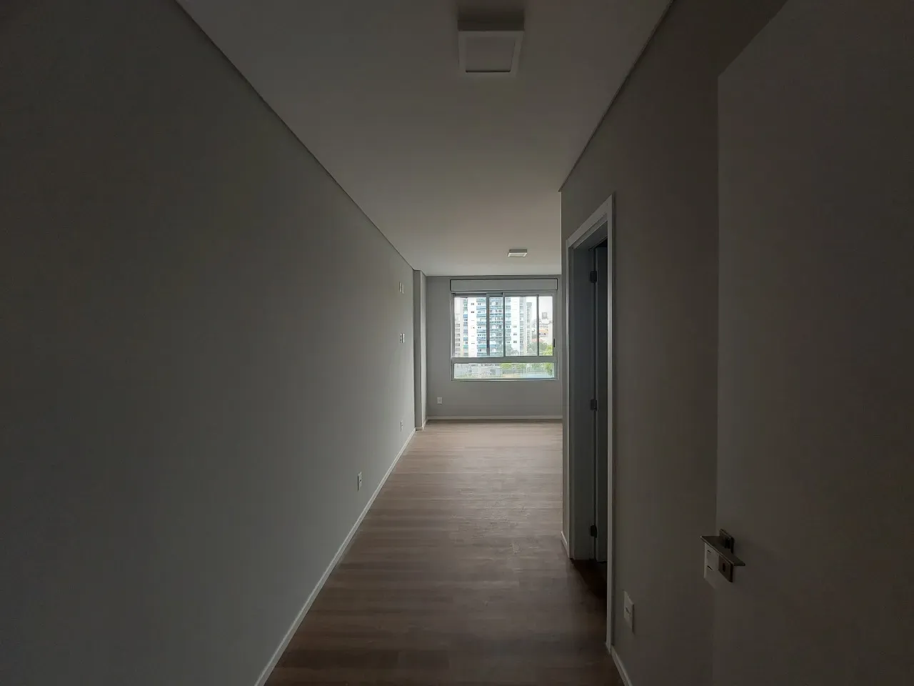 Apartamento de 3 suites con jardín privado y 2 plazas — photo 55