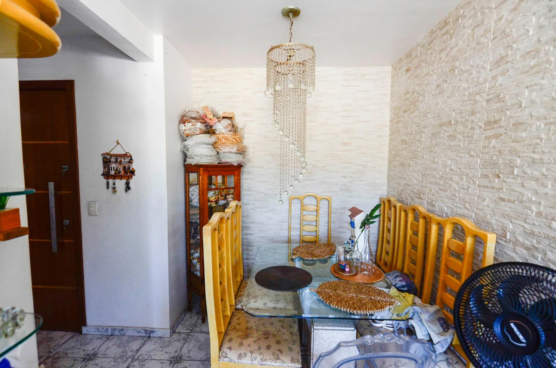 Apartamento mobiliado com 3 quartos e fogão a gás — photo 25