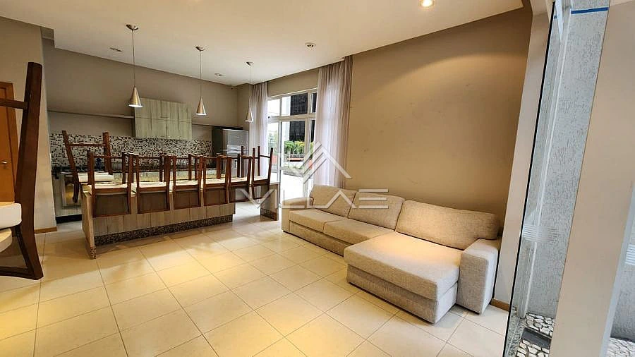 2-bedroom apartment in a building with an indoor pool — photo 9
