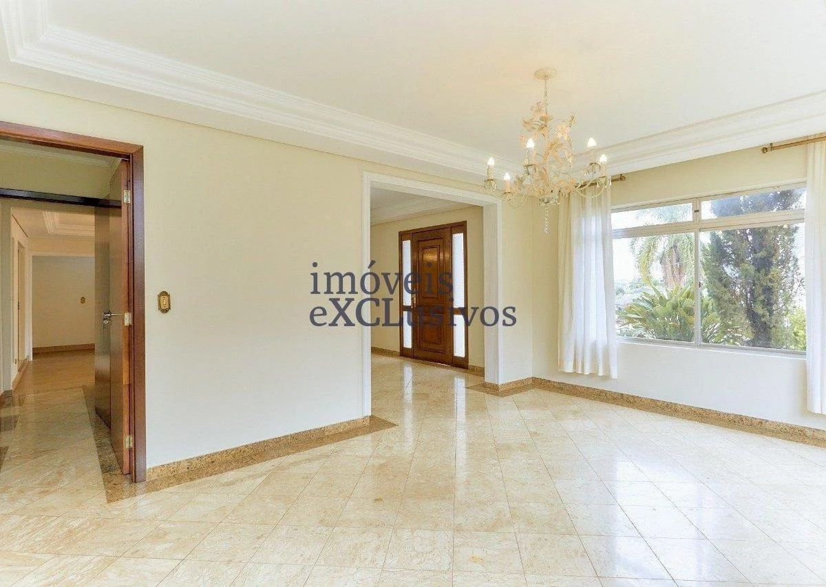 Ванна та 5 спалень: будинок 500 м² — photo 32