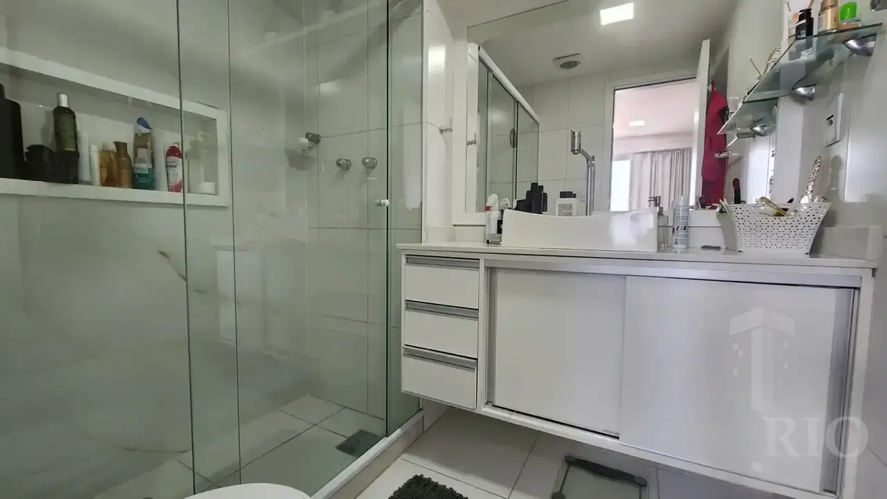 2-bedroom apartment with a separate closed kitchen — photo 8