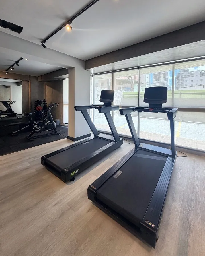 Apartamento de 55 m² com varanda gourmet e vista para a água — photo 15