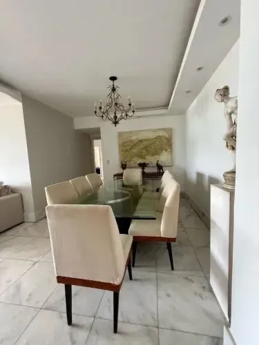 4-bedroom apartment with a water view — photo 11