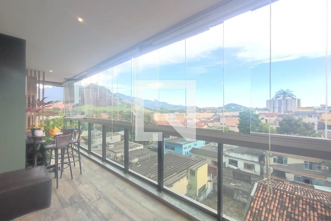 3 quartos e vista para as montanhas: apartamento de 80 m²