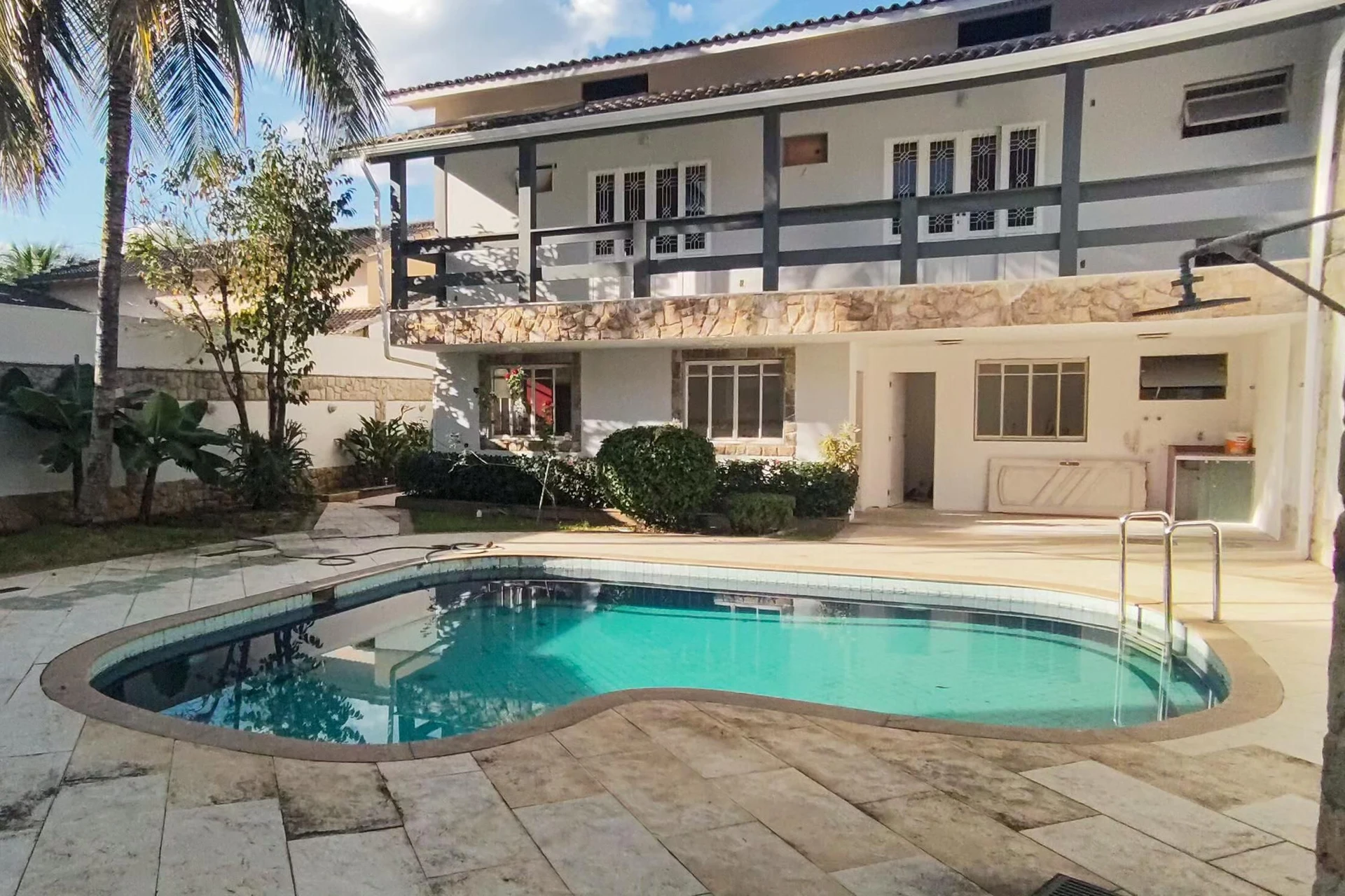 Casa mobiliada em condomínio com 6 suítes e 8 banheiros — photo 137