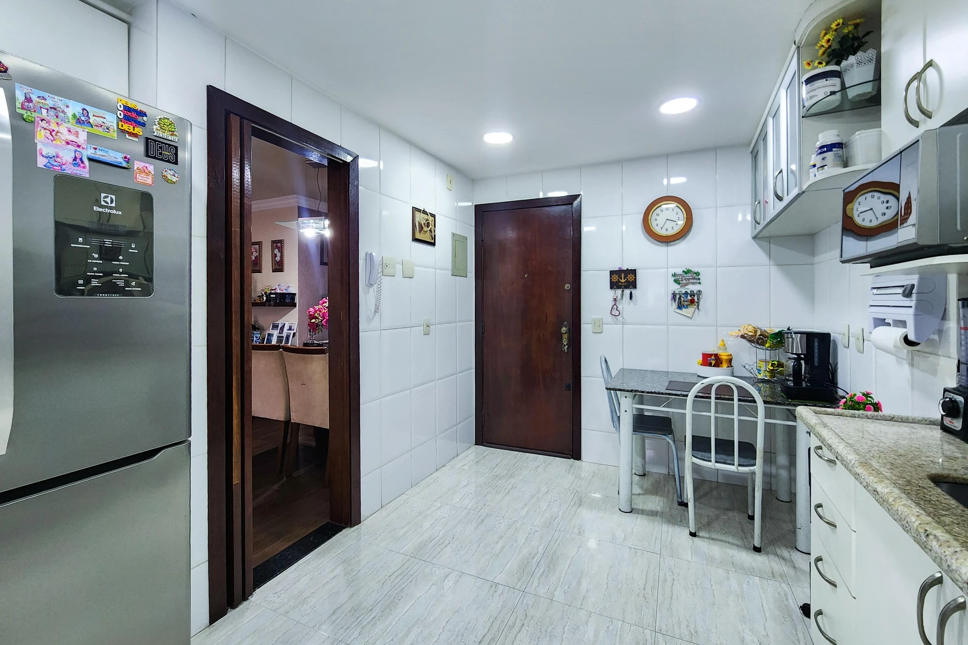 Apartamento para locação com 2 quartos, varanda e 2 banheiros — photo 4