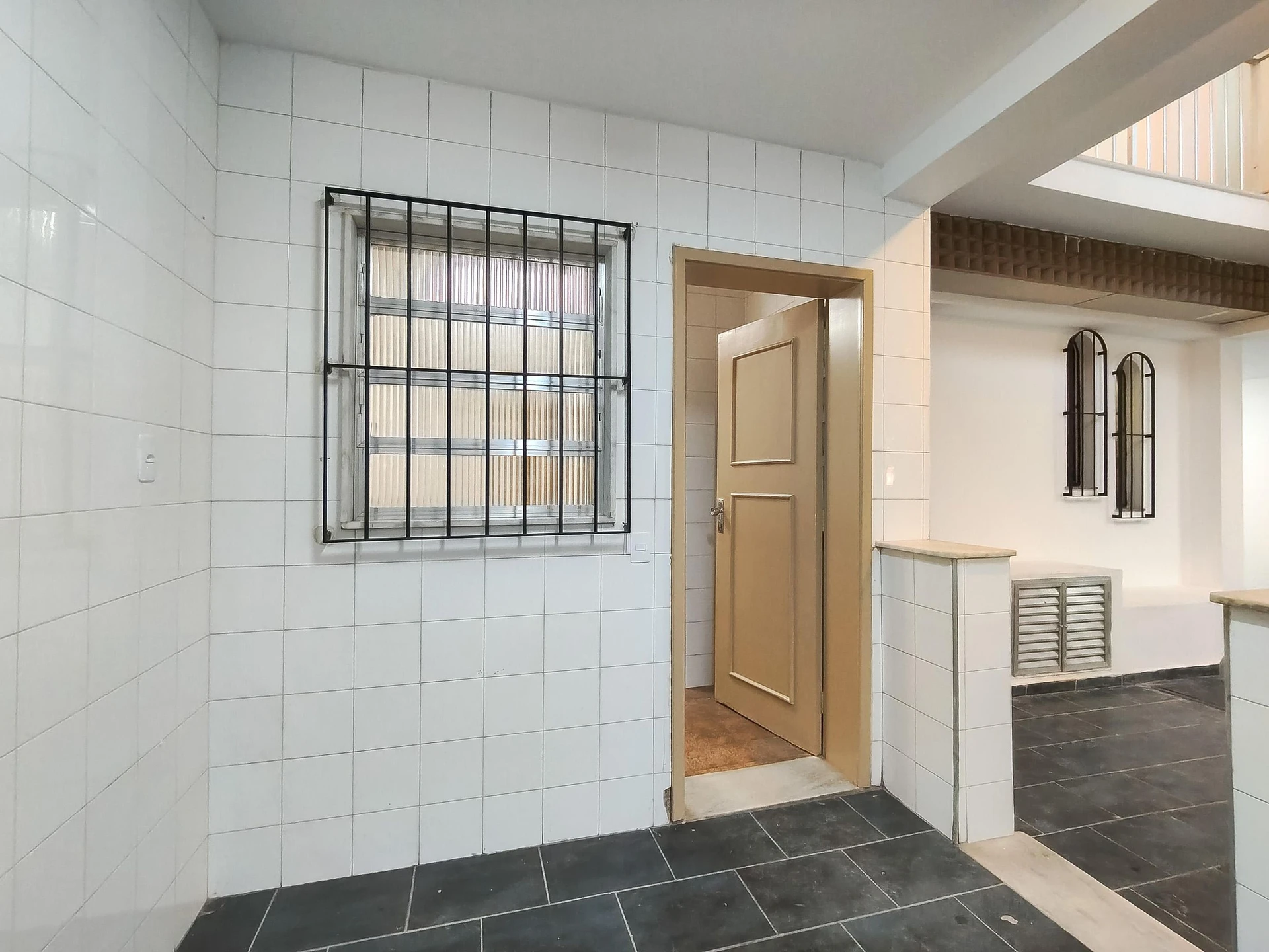 House for rent with 5 bedrooms and 8 bathrooms — photo 100