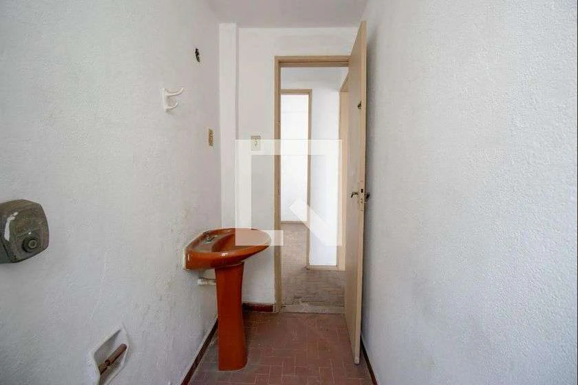 Квартира 55 м² с 2 спальнями и балконом — photo 21