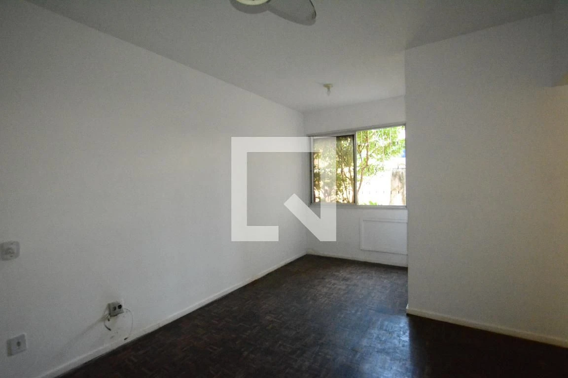 3-bedroom apartment with a private BBQ area — photo 9
