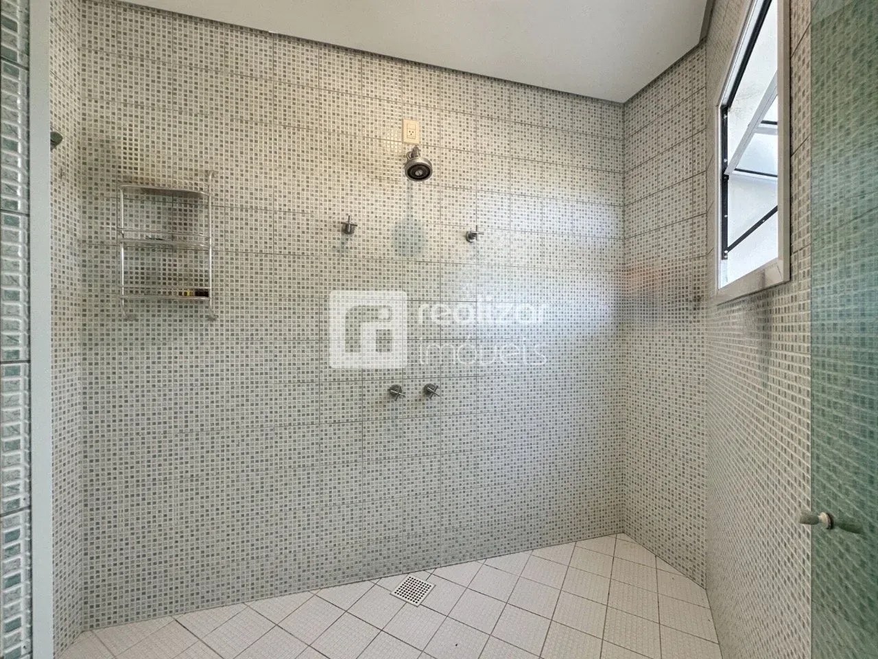Casa amueblada con 5 suites y 8 baños — photo 17