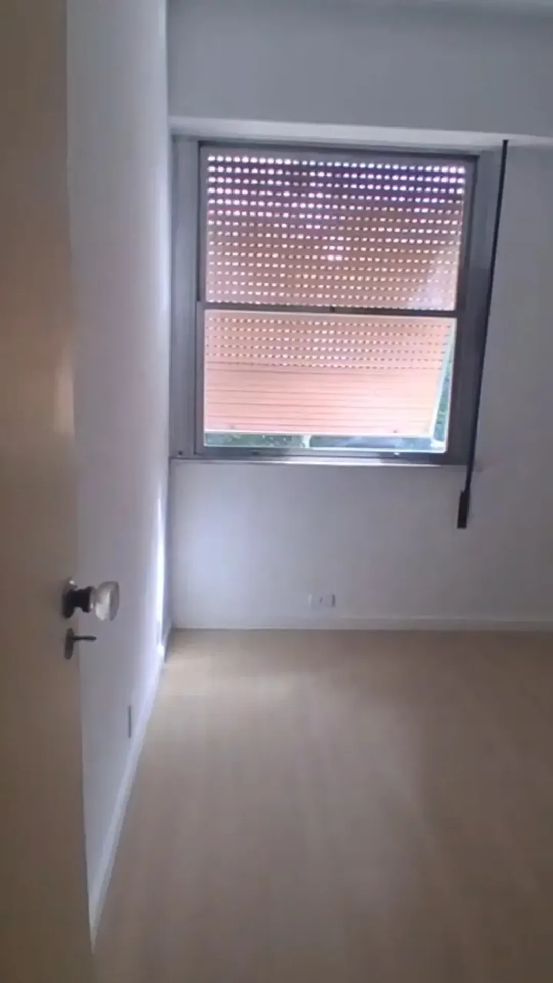 3-bedroom apartment with a gas stove and 1 parking spot — photo 12