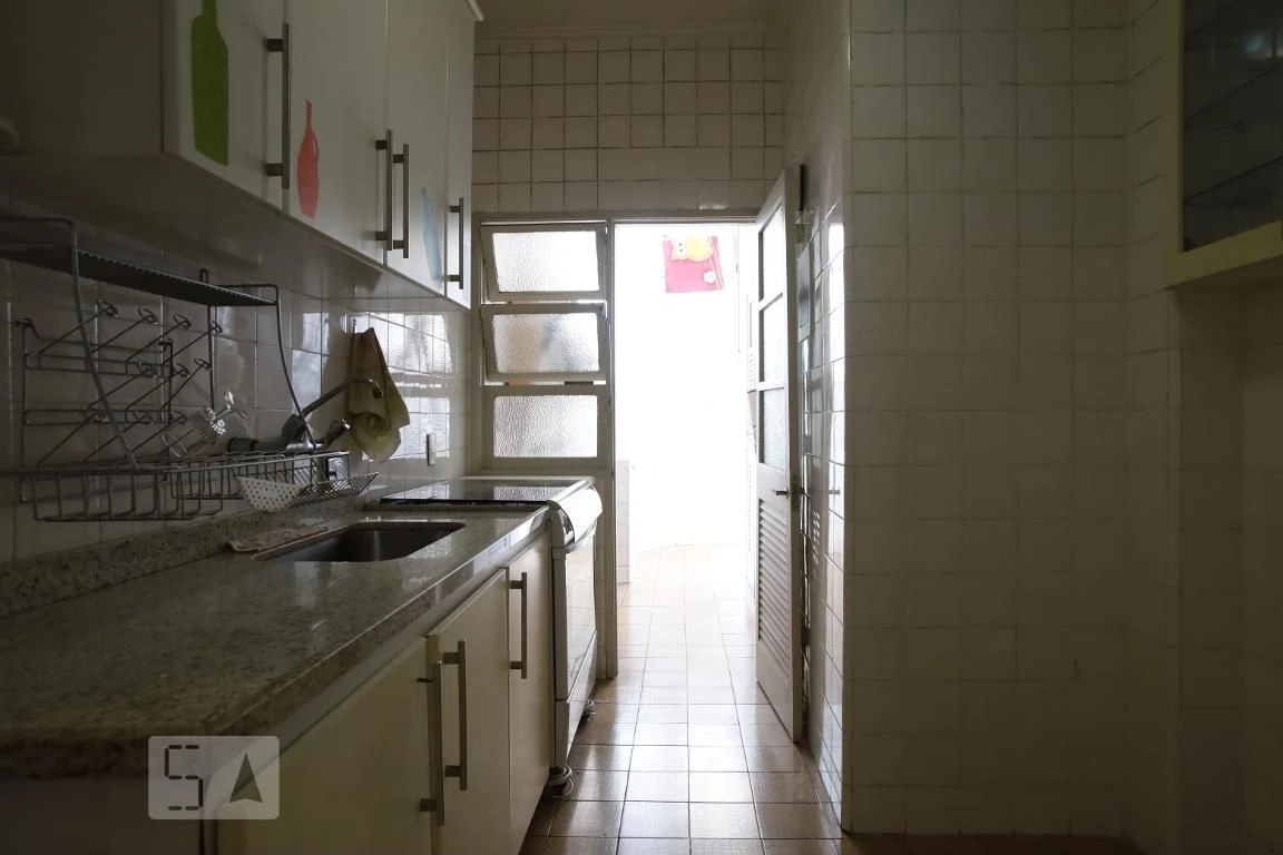 2-bedroom apartment with a mountain view — photo 2