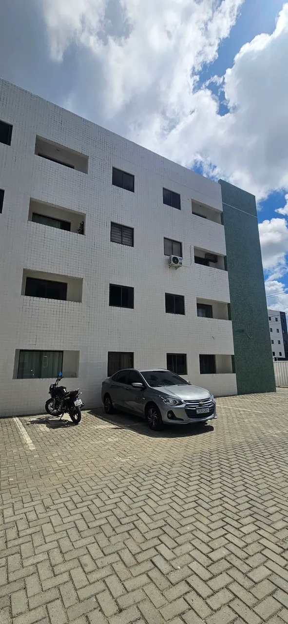 2-bedroom apartment in a building with a gym — photo 19