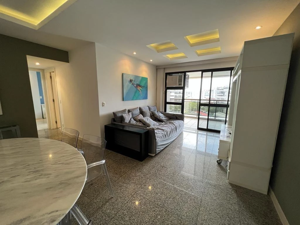 Apartamento mobiliado com 2 dormitórios e varanda — photo 8