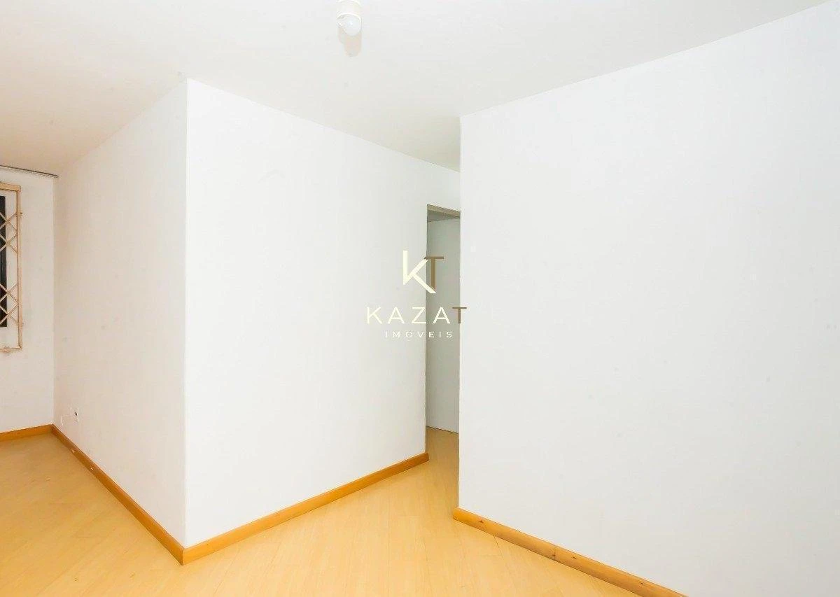 61 m² 3-bedroom apartment with balcony and laundry area — photo 24