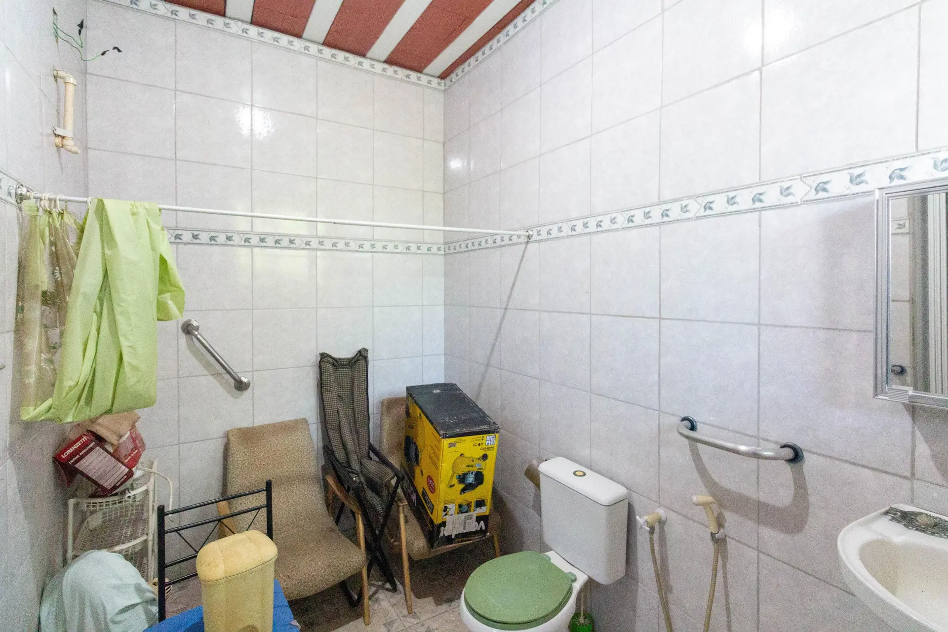 7-bedroom house with a jacuzzi — photo 106