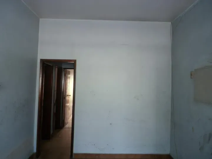 Unfurnished house with 4 bedrooms and 2 bathrooms — photo 5