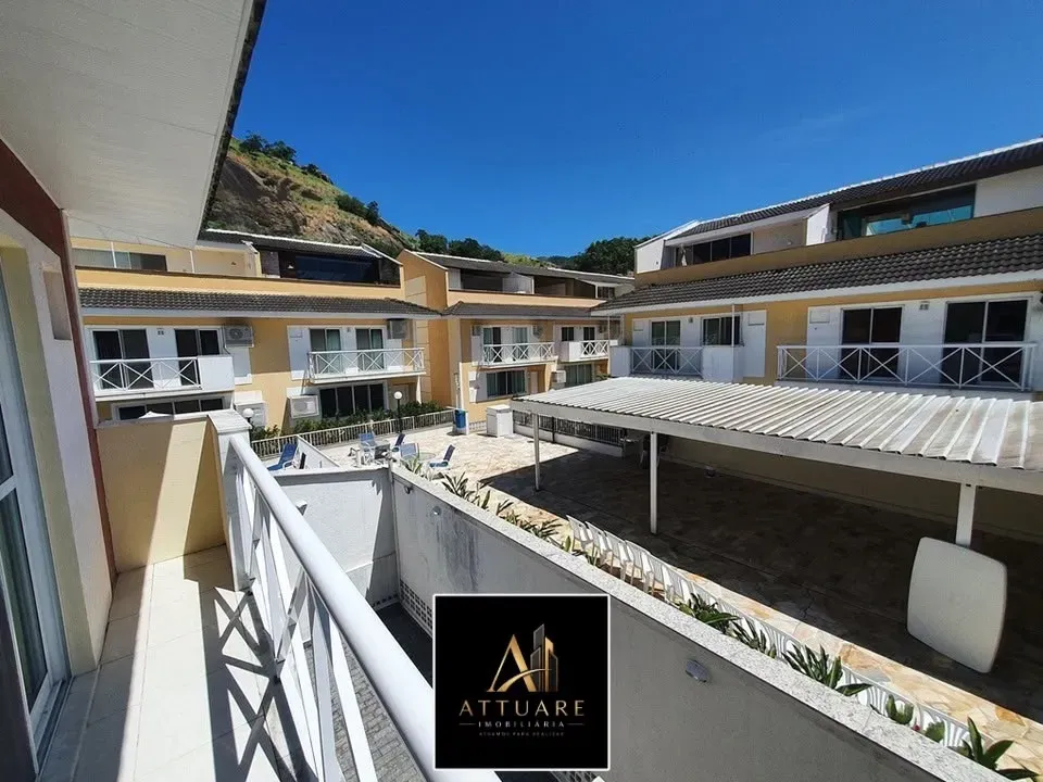 Casa triplex mobiliada com 6 quartos e 3 suítes