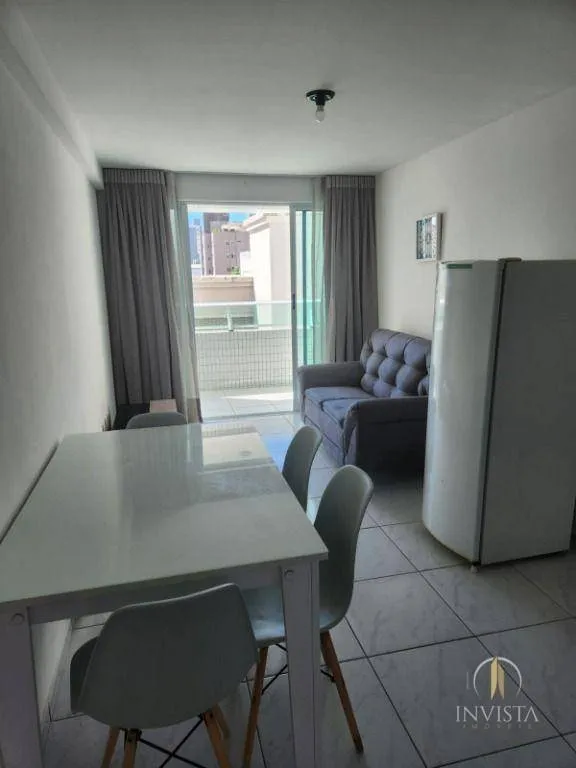 One-bedroom apartment in a building with a pool — photo 9