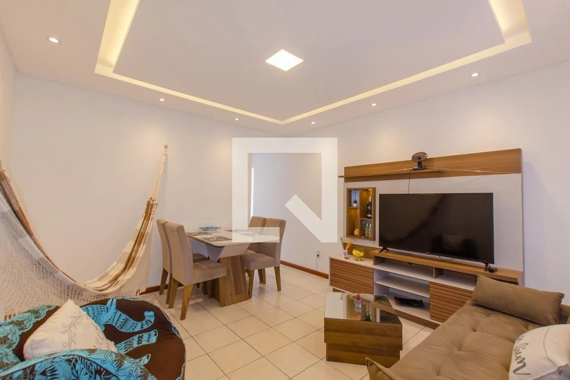 Apartamento amueblado con 2 dormitorios y 1 plaza