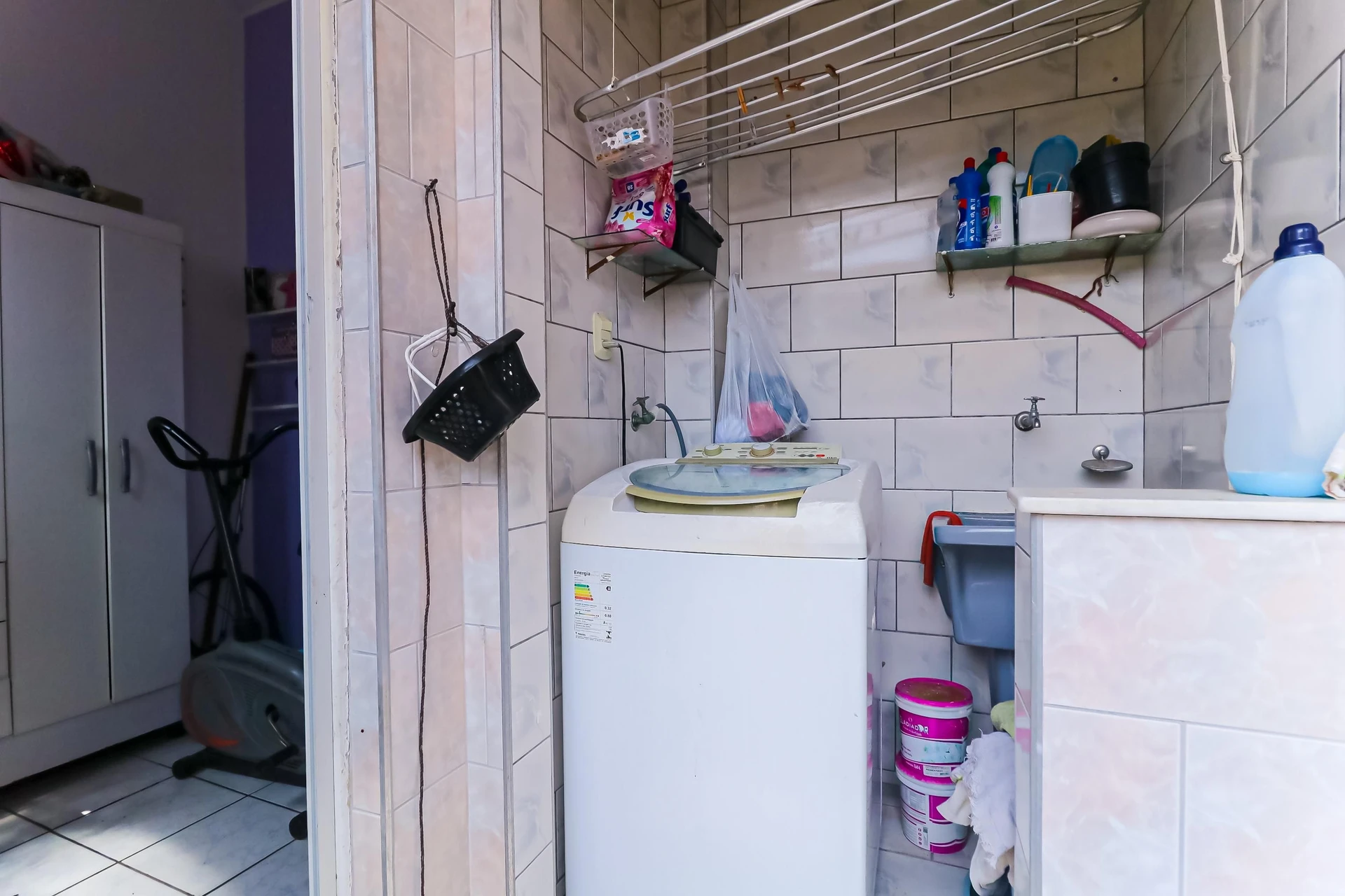 Washing machine in a one-bedroom apartment, 86 m² — photo 26