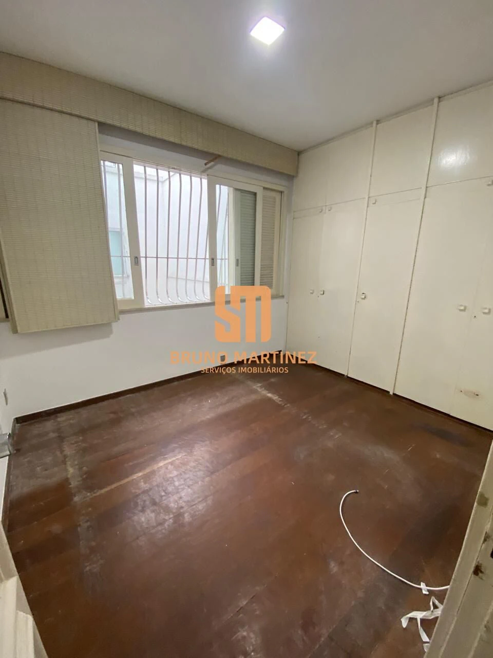 Apartamento sem mobília de 219 m² com 4 quartos e 5 banheiros — photo 5
