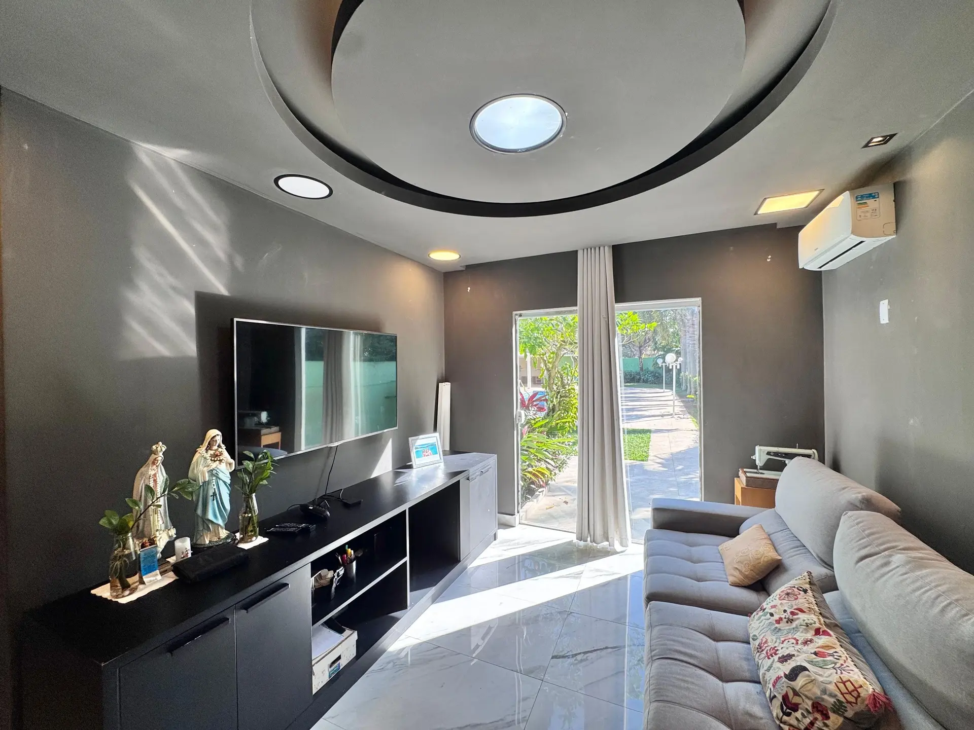 Furnished house with 4 en-suites and 6 bathrooms — photo 60