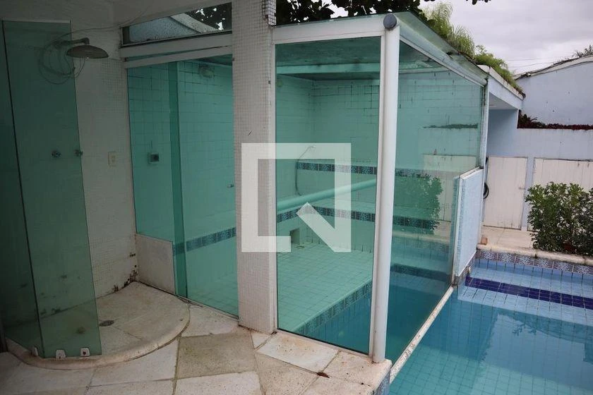 Furnished 525 m² house with 3 en-suites and gas kitchen — photo 46