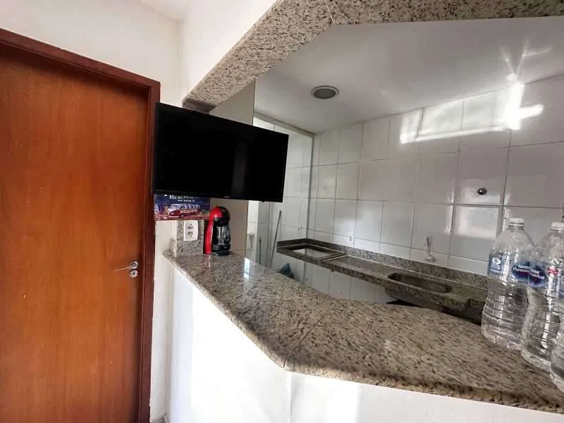 2-bedroom apartment with a separate kitchen — photo 3
