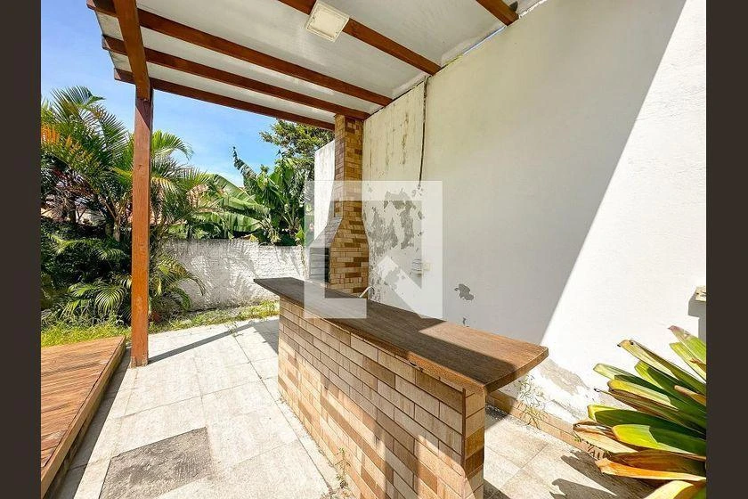 Casa de 2 dormitorios, 1 con baño propio, 300 m² — photo 38