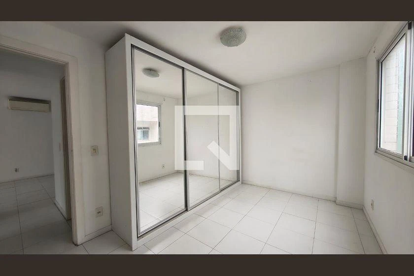 Apartamento de 2 quartos em condomínio com academia — photo 7