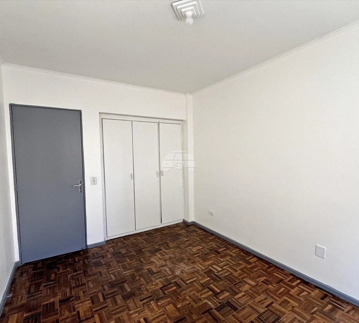 120 m² apartment with 3 bedrooms and covered parking — photo 8