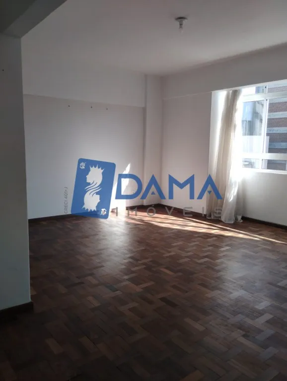 Apartamento com 3 quartos e cozinha fechada de 109 m² — photo 19