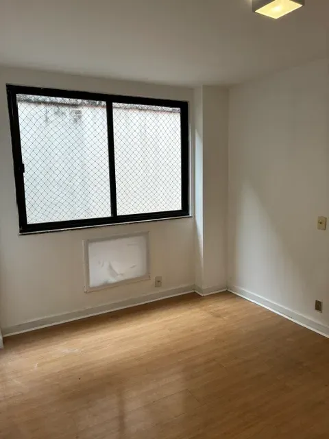 Apartamento com piso de madeira ou laminado, Barra da Tijuca — photo 26