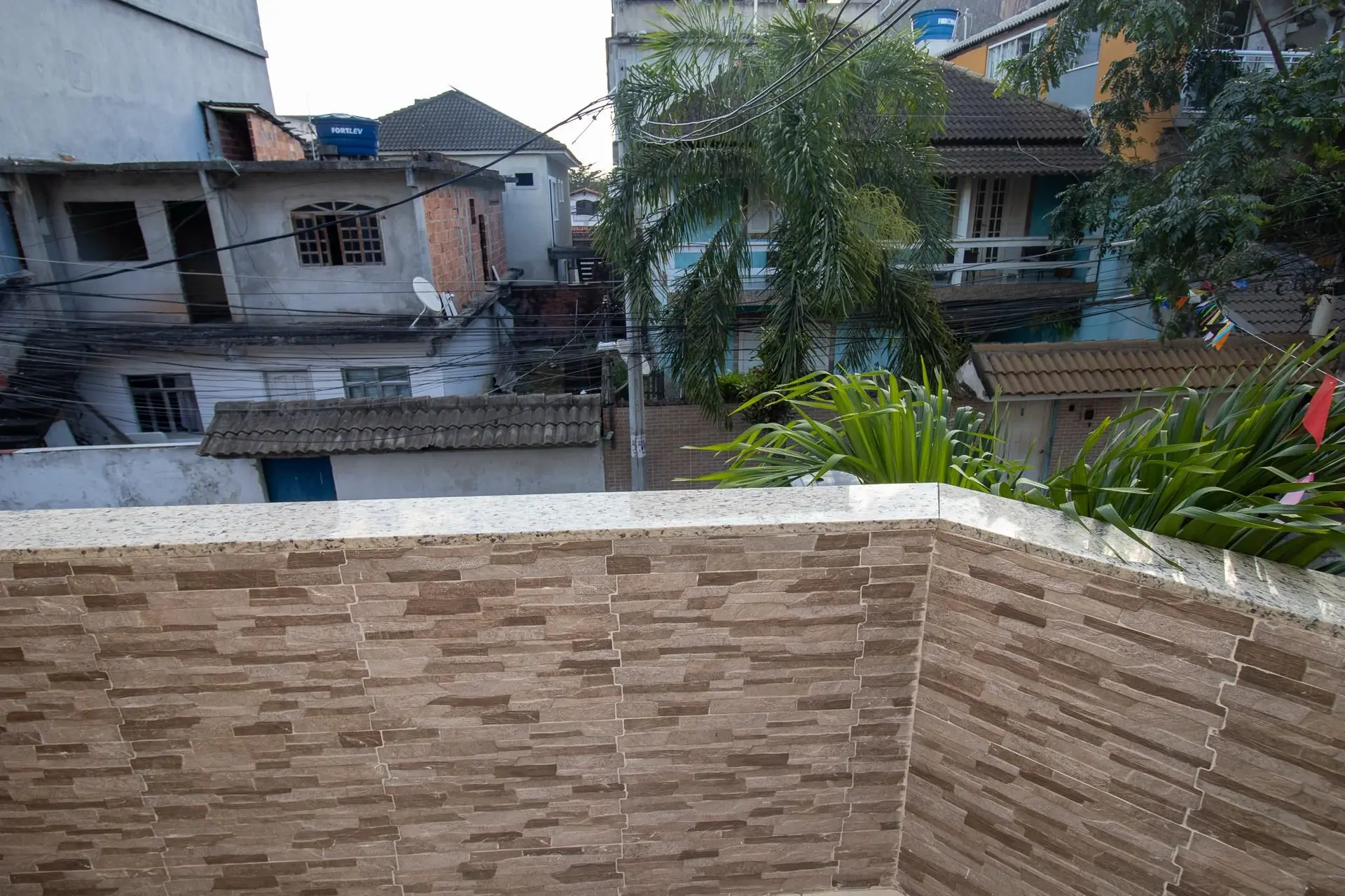 Furnished 2-bedroom apartment with 1 parking space and 2 baths — photo 14