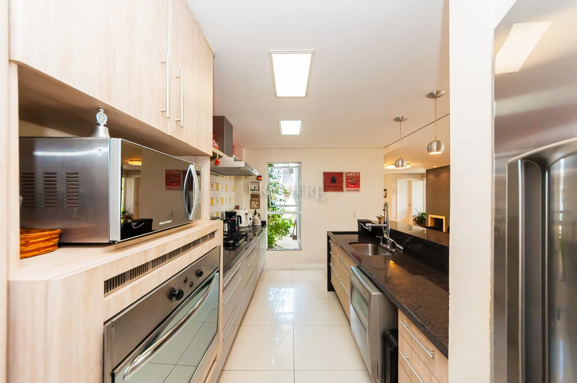 4-bedroom house with open-plan kitchen and 3 parking — photo 13