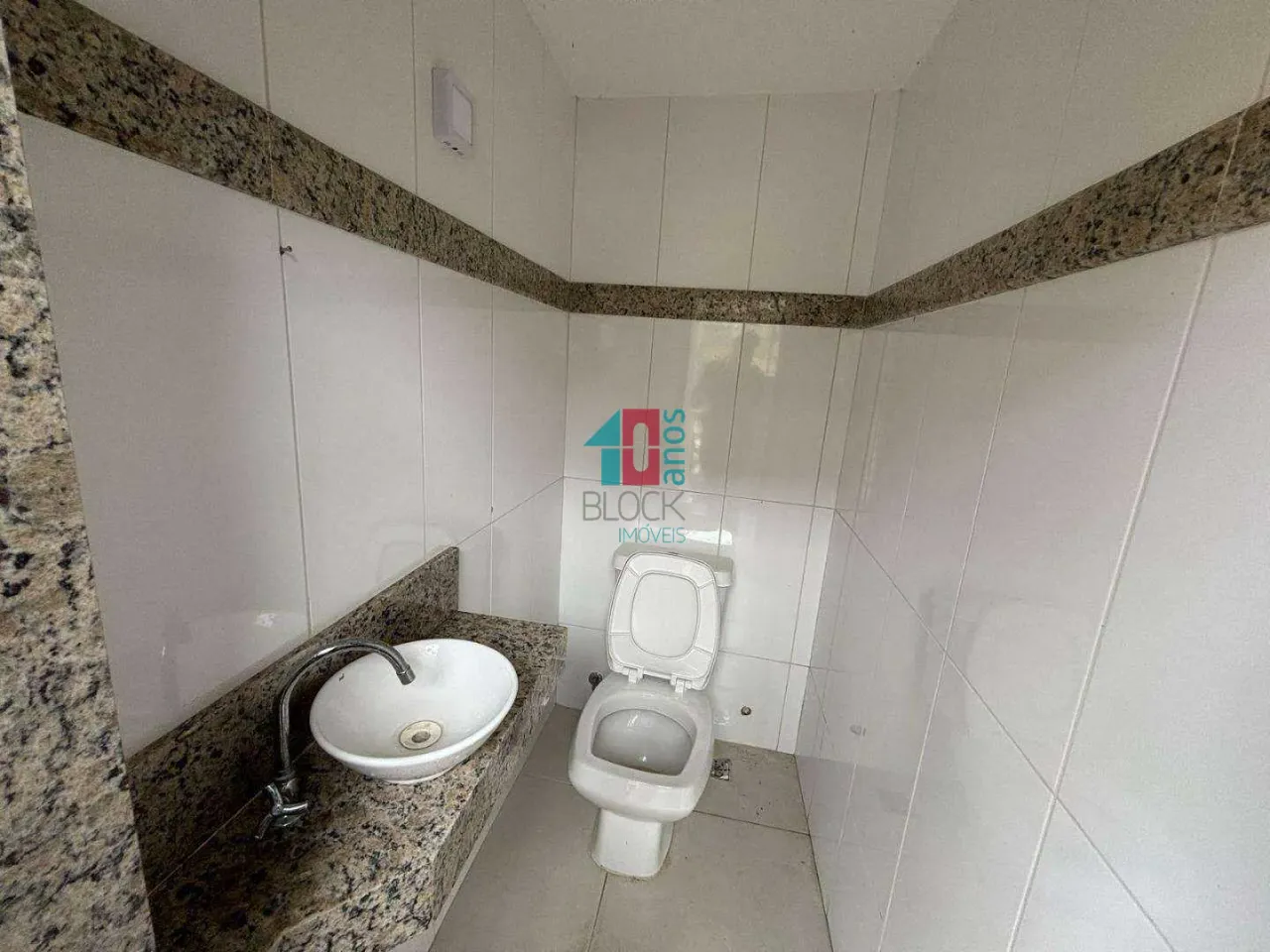 Casa com 3 dormitórios e 5 banheiros, 2 vagas — photo 10