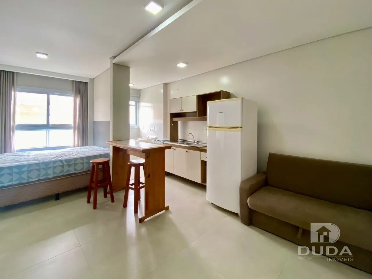 Furnished studio in a building with a coworking space — photo 2