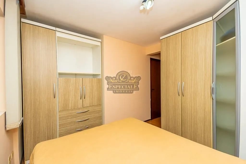 Apartment on the 2nd floor with a glass-enclosed balcony — photo 4