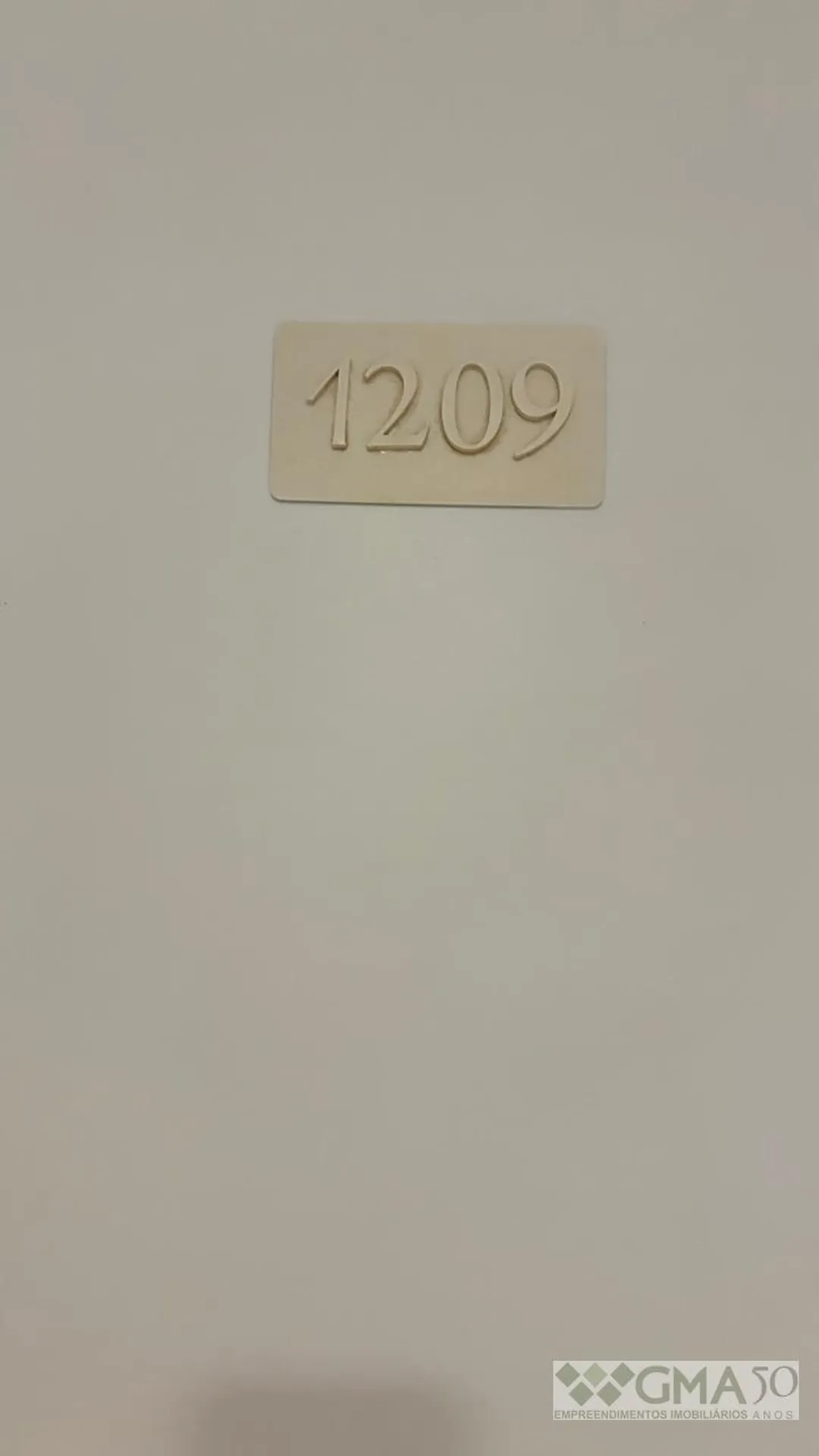 Apartamento com 2 quartos, 2 banheiros e varanda — photo 25
