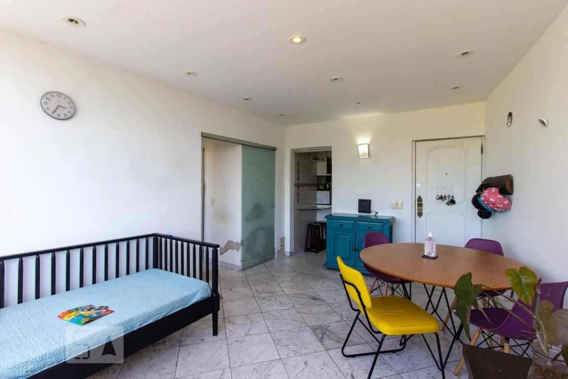 Furnished apartment with 2 bedrooms and 2 bathrooms — photo 23