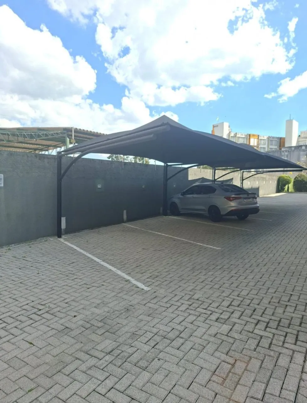 Unfurnished apartment with 3 bedrooms and 1 parking space — photo 4