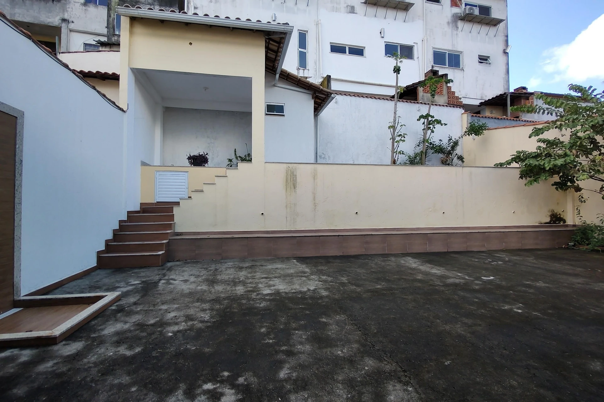 Vista a la montaña y 5 dormitorios: casa de 900 m² — photo 41